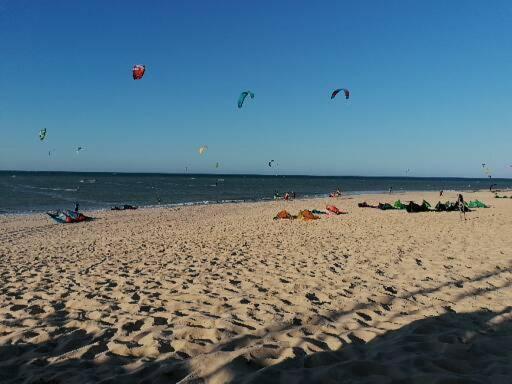 Отель Casa Meus Amigos Kitesurf In The Center Of Кумбуко Экстерьер фото